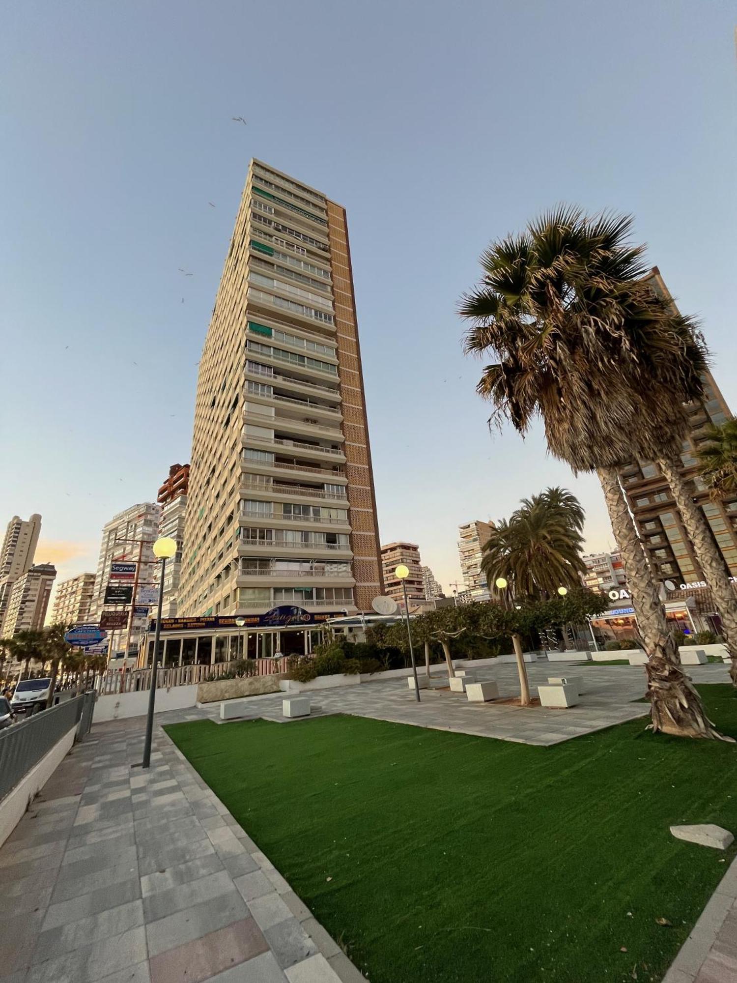 Gestion Inmobiliaria Carmona Rent Lejlighed Benidorm Eksteriør billede